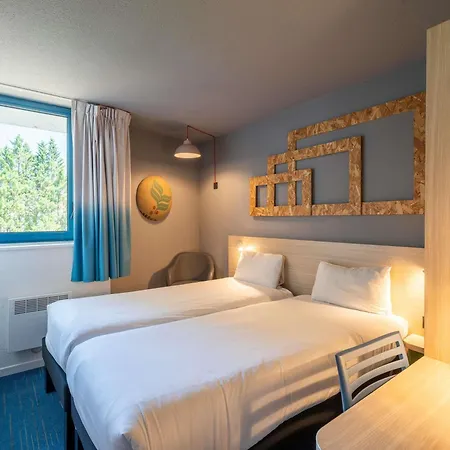 Greet Bordeaux Aeroport Otel 2*