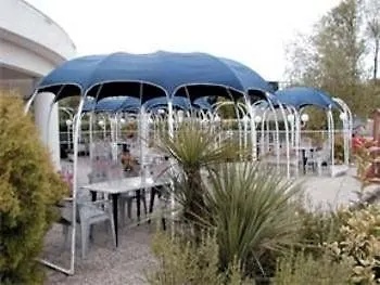 Hotel Greet Bordeaux Aeroport 2*