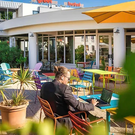 Hotel Greet Bordeaux Aeroport 2*