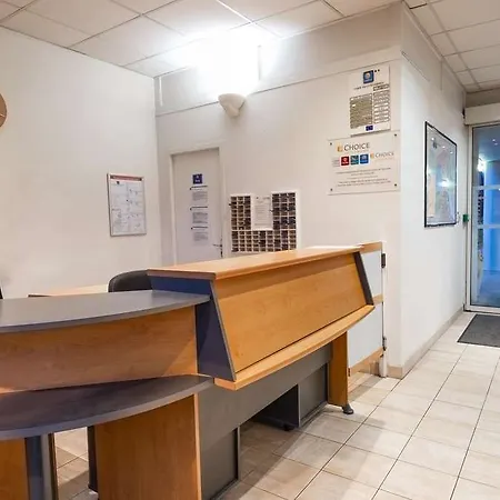 Greet Bordeaux Aeroport Hotel 2*