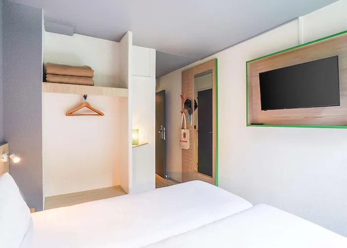 מלון Greet Bordeaux Aeroport