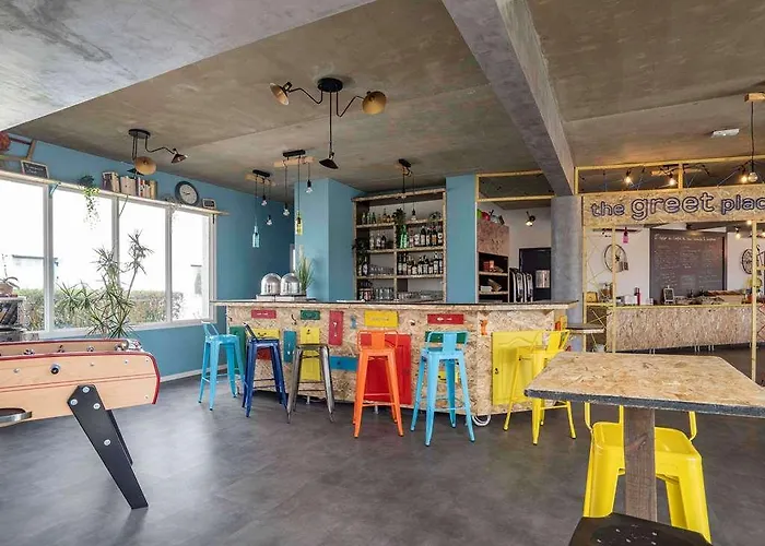 Greet Bordeaux Aeroport 2*