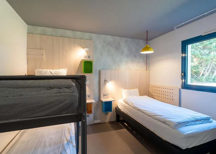 Greet Bordeaux Aeroport 2*