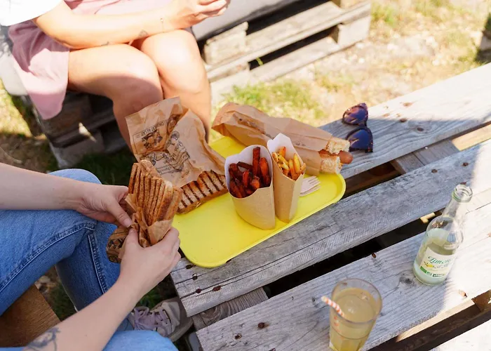 מלון Greet Bordeaux Aeroport
