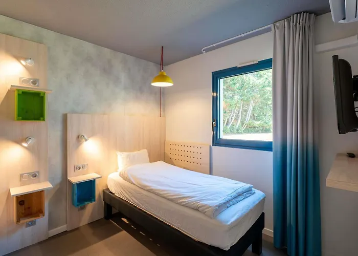 Greet Bordeaux Aeroport 2*