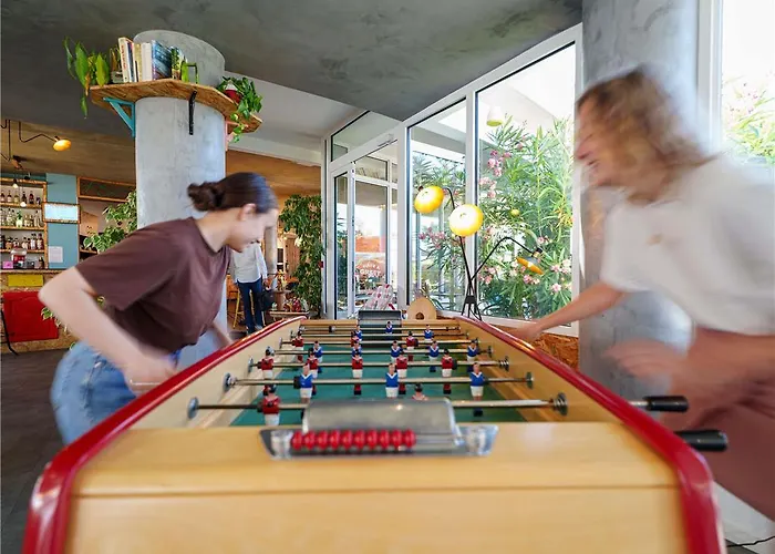 Greet Bordeaux Aeroport 2*