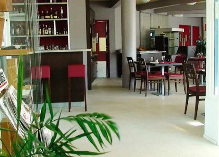 מלון Greet Bordeaux Aeroport